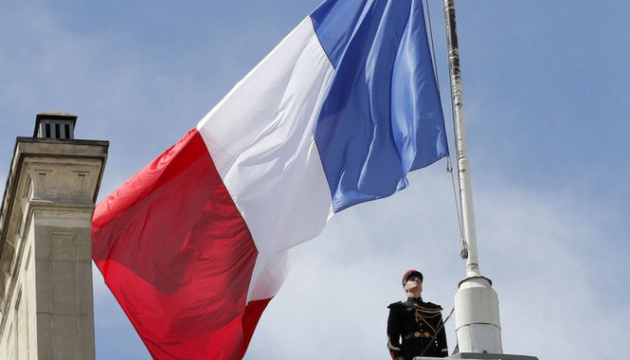 Emmanuel Macron meets with military leaders of 30 countries ready to contribute to security guarantees for Ukraine