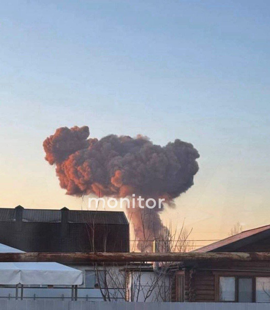 Possible ammunition depot exploded as result of drone strike in Engels