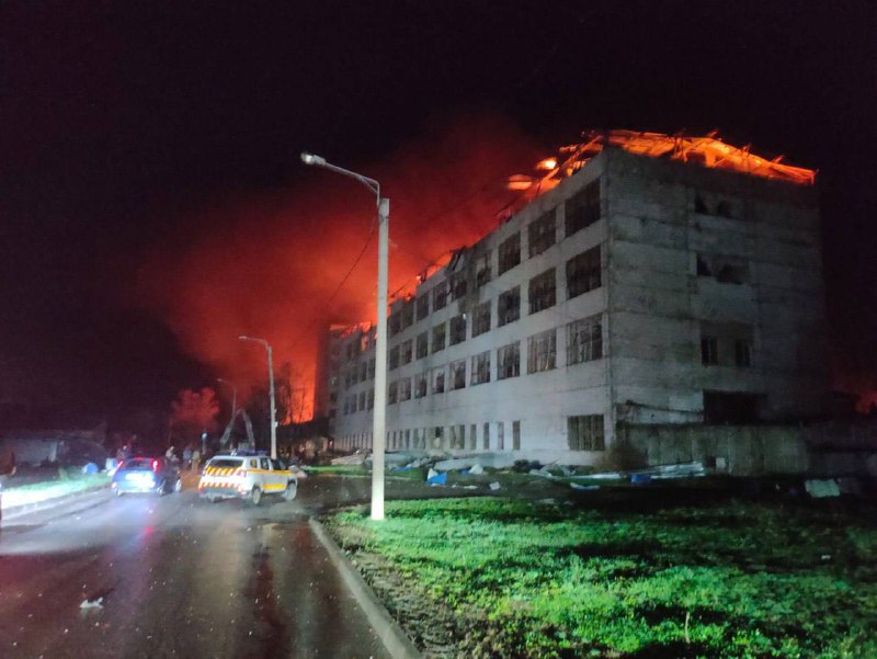 Overnight Kharkiv was attacked with at least 12 drones. Several fires started, about 7 people wounded