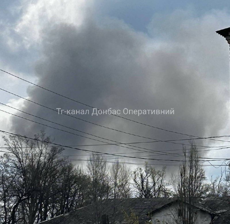 4 violent explosions were reported in Rodynske of Donetsk region