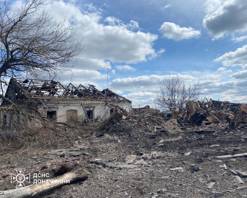 1 person killed, 3 wounded as result of bombardment in Novokhatske village of Donetsk region of Ukraine