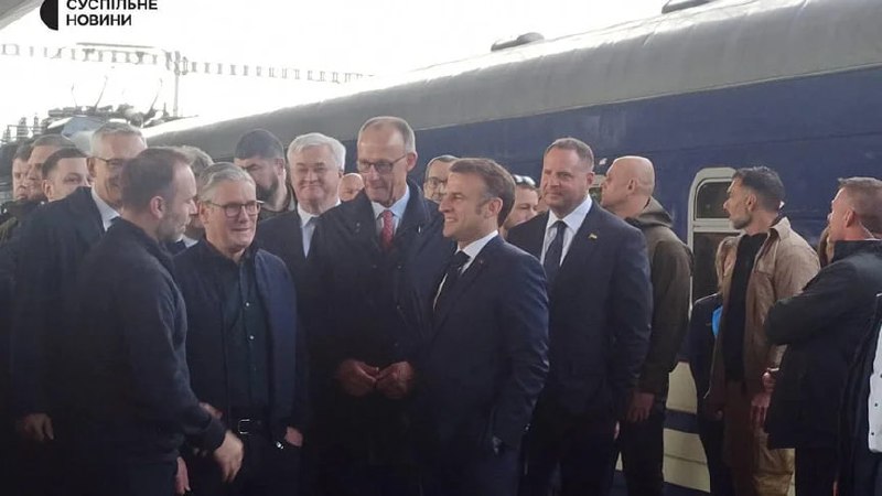 President Macron, PM Starmer, PM Tusk and Chancellor Merz have arrived in Kyiv