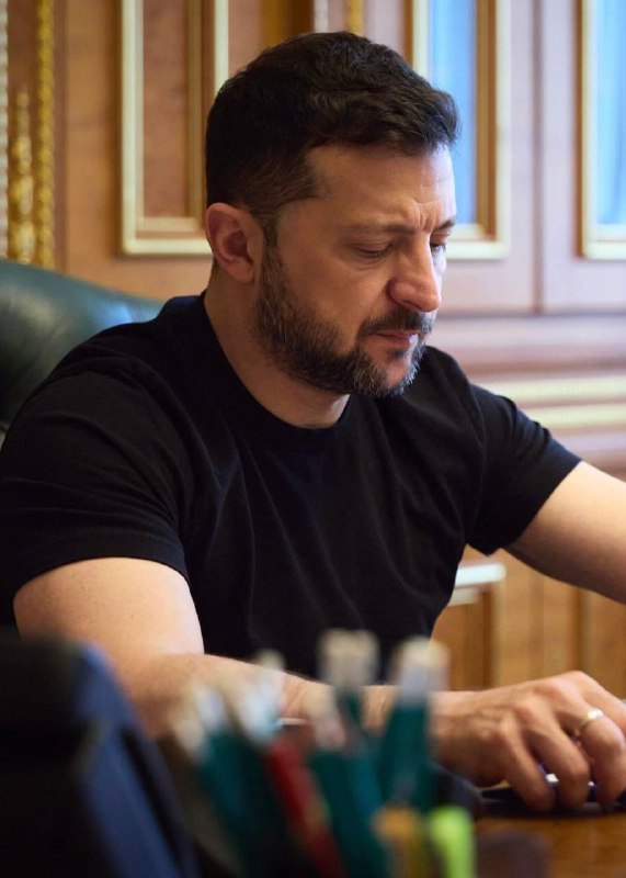 Zelenskyy had a conversation with Greek Prime Minister Kyriakos Mitsotakis. He spoke about contacts with European partners and Trump