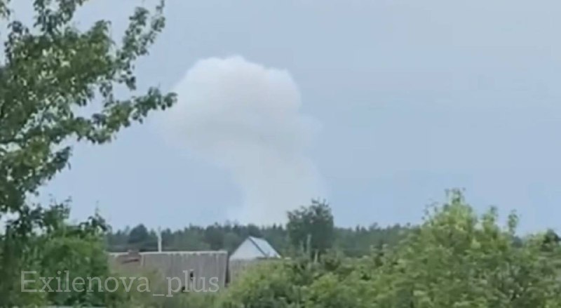Explosions were reported in Bryansk region, possible missile strike