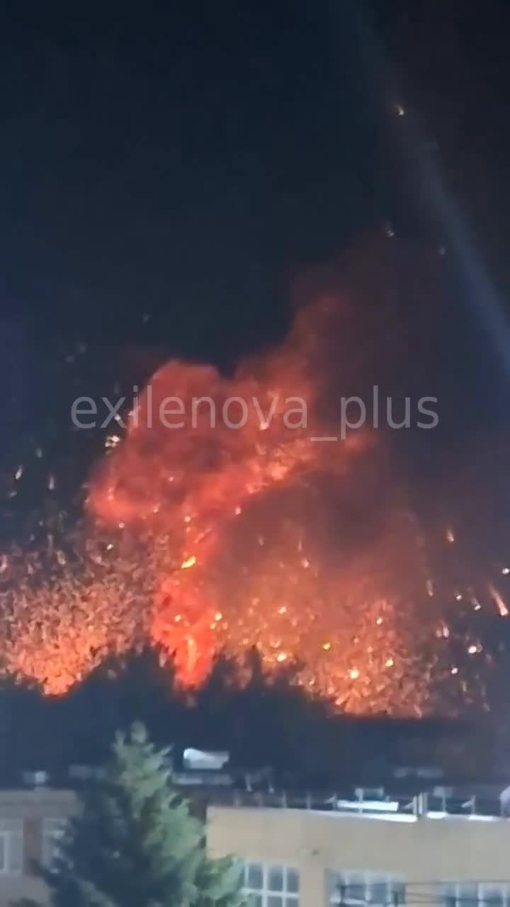 Explosions were reported at suspected ammunition depot in Khartsyzk at the occupied part of Donetsk region