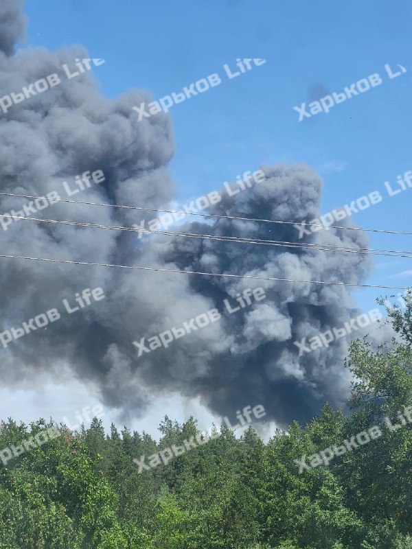 Smoke is rising near Bezliudivka