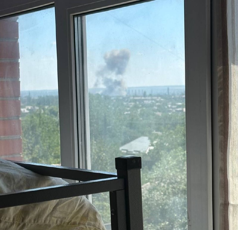 Smoke is rising in Sloviansk after violent explosion