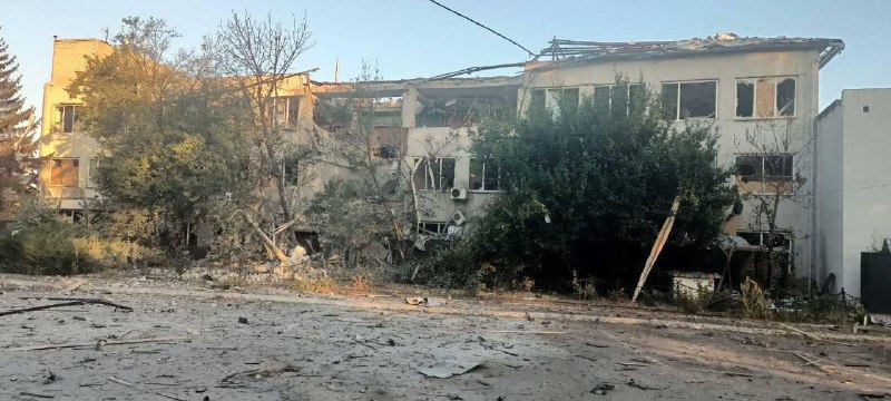 Building of regional household gas service company was destroyed in the Russian attack in Kostyantynivka this morning