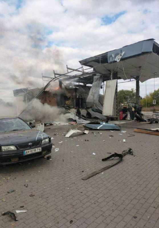 Fuel station was destroyed in Druzhkivka as result of shelling