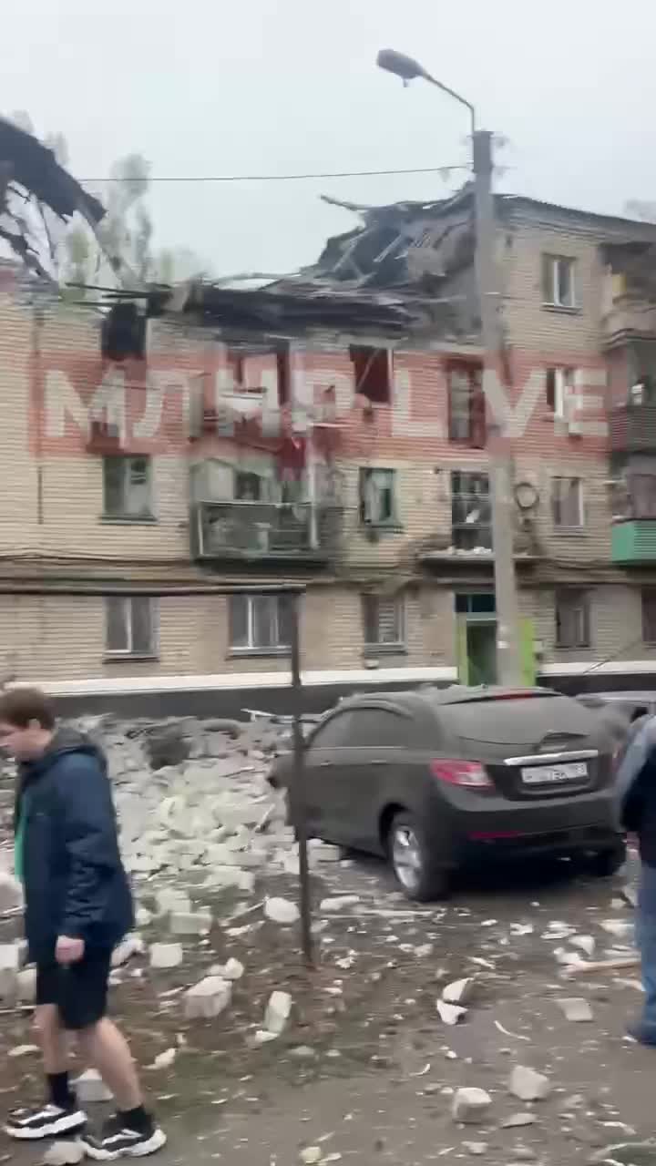 A residential house was partially destroyed in household gas explosion in Khrustalnyi(formerly Krasnyi Luch) at the occupied part of Luhansk region