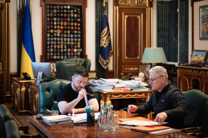 Zelensky: From today, the head of the Foreign Intelligence Service, Oleg Ivashchenko, will continue to serve our state in the position of chief of military intelligence of Ukraine. We will continue to focus on reducing Russia's economic potential: the less the aggressor earns, the more opportunities there will be for diplomacy, the president notes