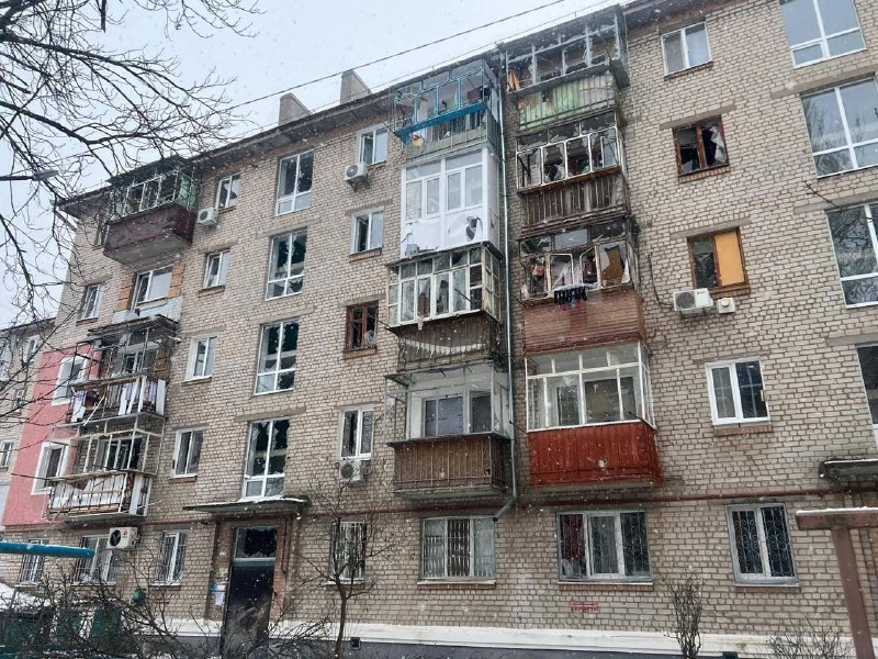 1 person killed, 7 wounded as result of shelling with artillery and drones strikes in Nikopol district today