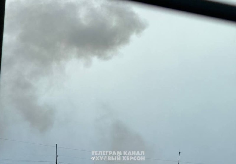 Se ha informado de un ataque aéreo cerca de Jersón.