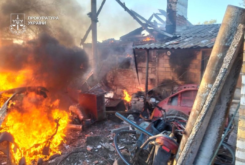 В результате артиллерийских и беспилотных ударов в Никопольском районе ранены 6 человек.