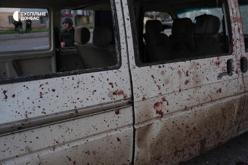 Bugün Kramatorsk'ta Rus hava saldırıları sonucu 6 kişi öldü ve en az 12 kişi yaralandı.