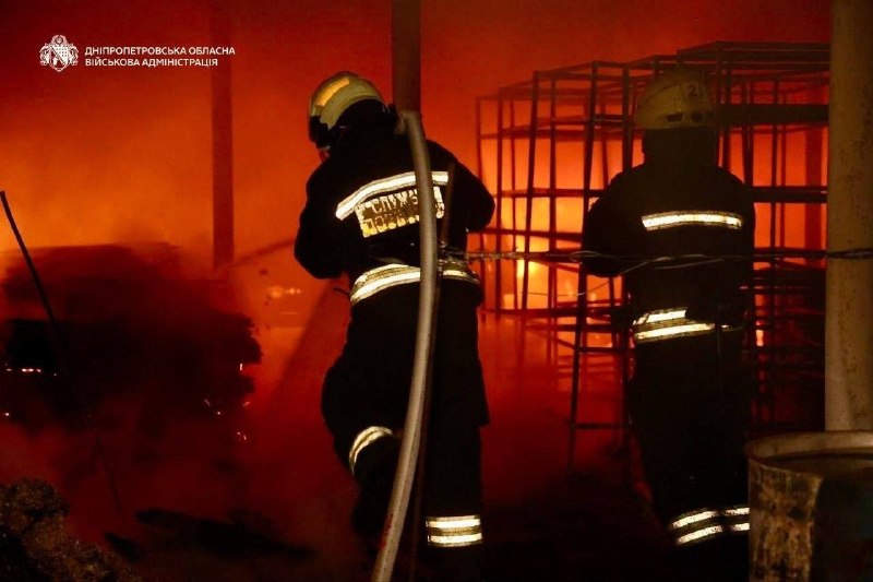 Dinyeper şehrine düzenlenen füze saldırılarında 4 kişi öldü, 16 kişi yaralandı.