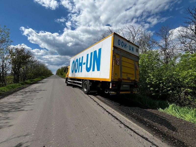 Un dron ruso ataca un convoy del programa alimentario de la ONU en la región de Dnipropetrovsk; el conductor del camión resulta herido.
