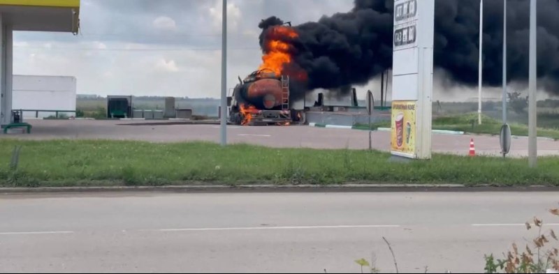 Удар дрона по заправці у Скадовську